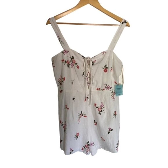 NWT Forever 21 Sunny Spot White Floral Linen Blend Short Romper Large - Picture 1 of 4